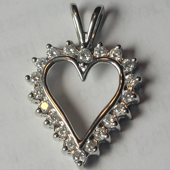 Jewelry - 10K White Gold Diamond Heart Pendant